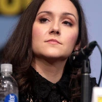 Shannon Woodward