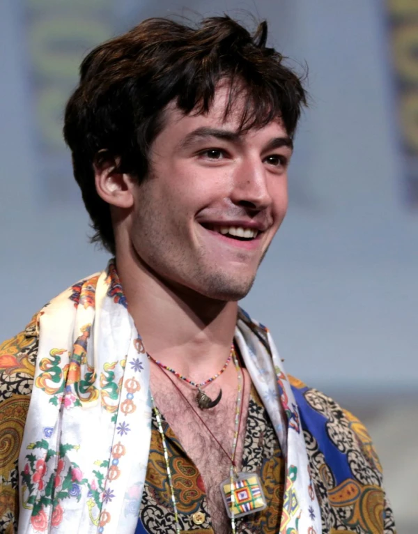 <strong>Ezra Miller</strong>. Bild av Gage Skidmore.