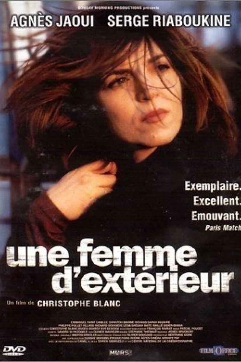 Une femme d'extérieur Poster